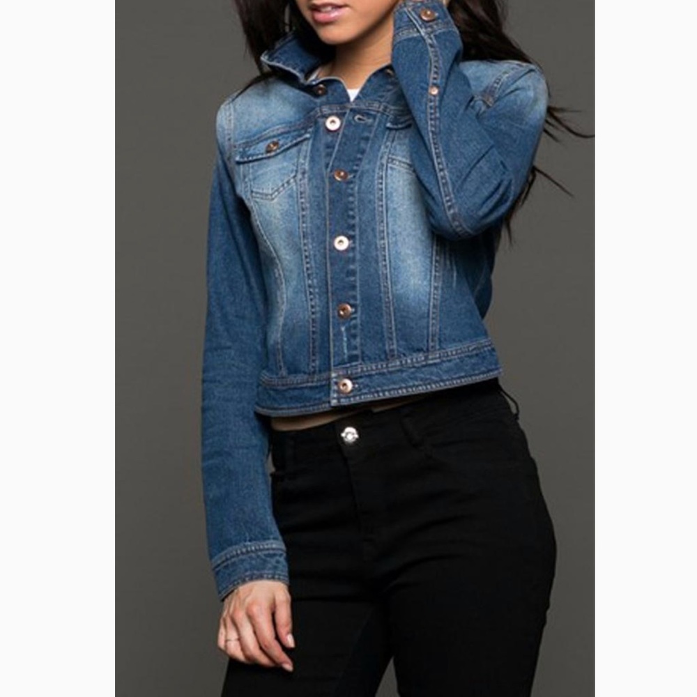 🎉FLASH SALE🎉Love Tree Denim jacket